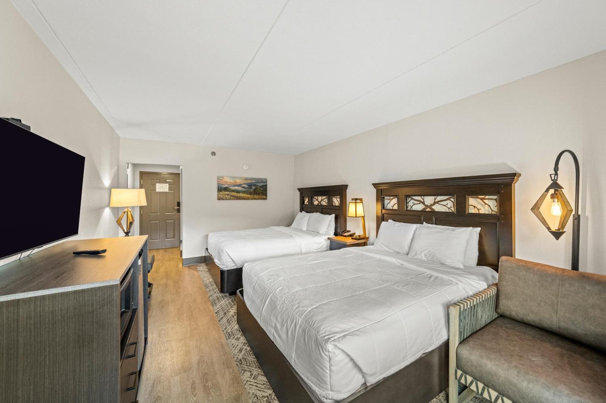Black Bear Inn & Suites แกตลิงเบิร์ก ภายนอก รูปภาพ